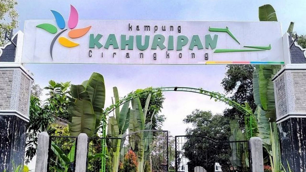 Kampung Kahuripan Cirangkong